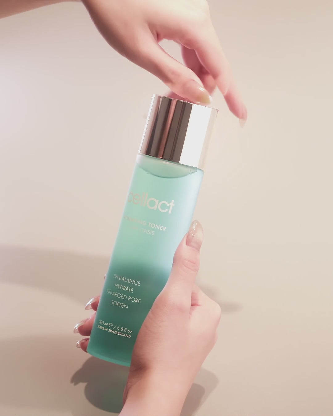 Hydrating Toner video